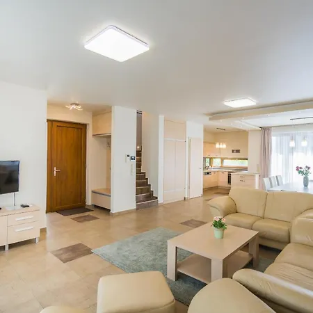 Villa Silver *